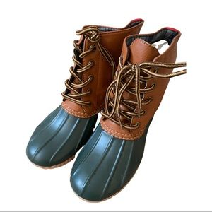 Women’s Green Plaid Duck Boots